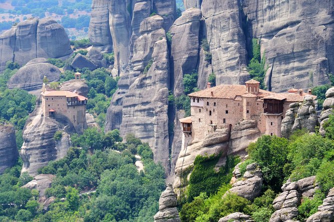 2-Day Tour to Delphi & Meteora with Guide and Tickets From Athens - One Night in Kalambaka