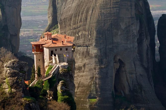 2-Day Tour to Delphi & Meteora with Guide and Tickets From Athens - Who Should Choose This Tour