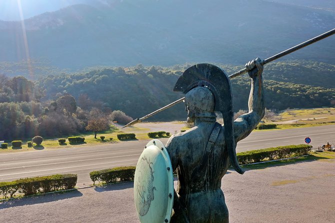 2 Days Private Tour: Delphi & Meteora - Thermopylae and the road back to Athens