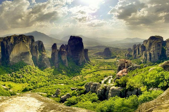 2 Days Private Tour: Delphi & Meteora - Who will enjoy this two-day route