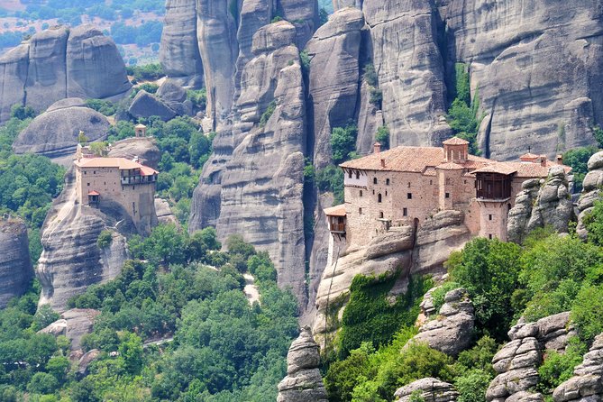 3-Day Trip to Delphi and Meteora from Athens - Coach travel and group changes
