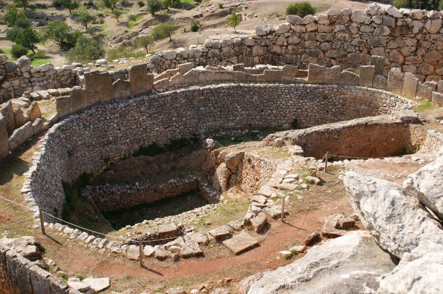 4-Day Tour of Mycenae, Epidaurus, Olympia, Delphi & Meteora - Who will get the most from this route?