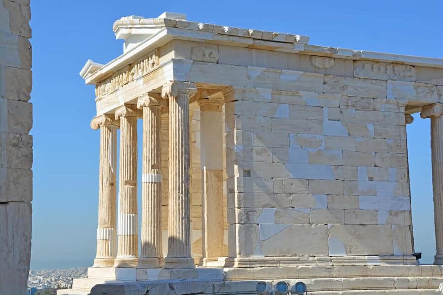 Acropolis: 3D representations & audiovisual self-guided tour - Myths, art, and the people behind Athens