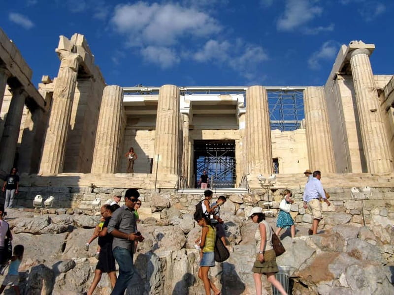 Acropolis, Parthenon and Plaka, Monastiraki Guided tour - What the guide adds to the ancient sites