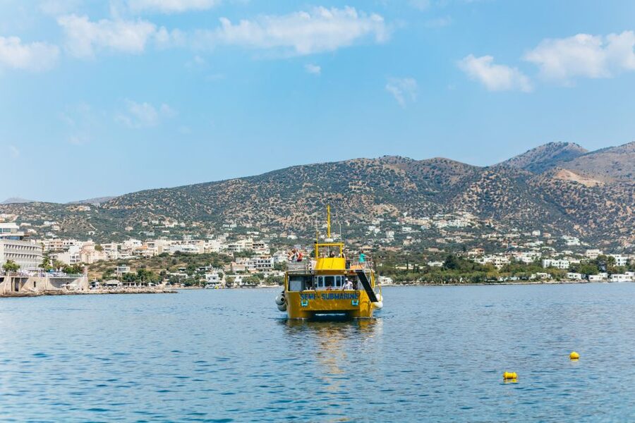 Agios Nikolaos: Semi-Submarine Cruise - What the Agios Nikolaos semi-submarine cruise is really like
