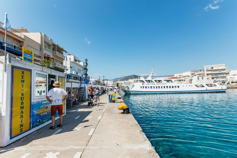 Agios Nikolaos: Semi-Submarine Cruise - Who will enjoy this most