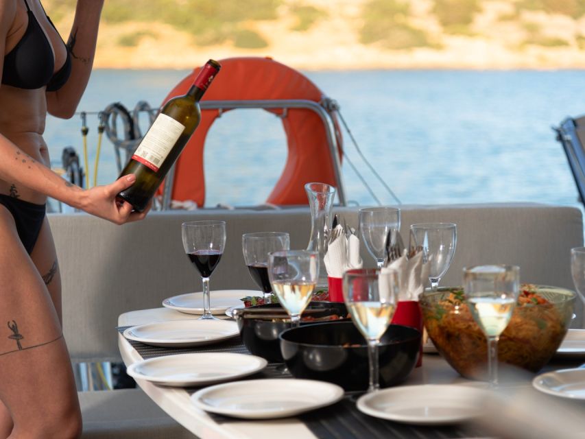 Agios Nikolaos: Spinalonga AM Catamaran Cruise with Lunch - What to bring and what to arrange