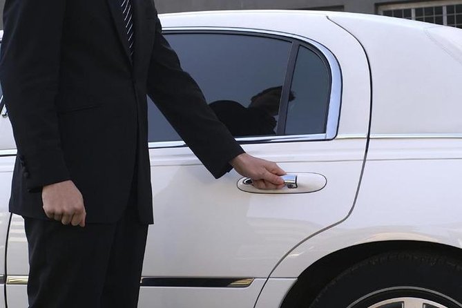 Airport Transfer/ Athens Greece - A direct 45-minute ride into central Athens