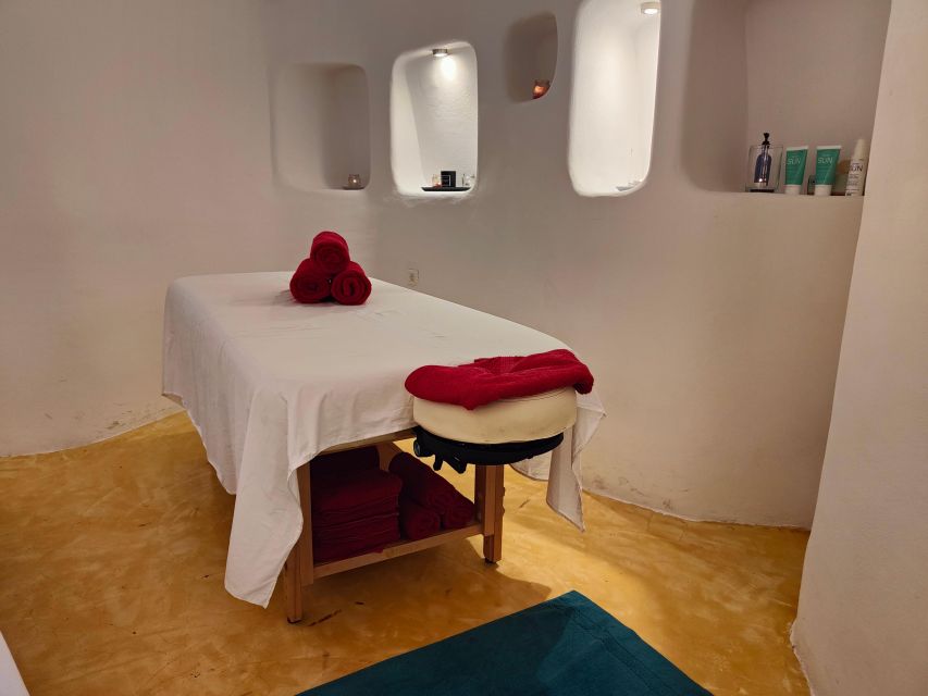 Akrotiri: Aromatherapy Couples Massage - Booking, cancellation, and practical limits