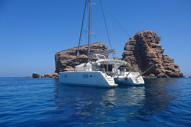 All-Inclusive Catamaran Day Cruise - How comfortable is it at full capacity?