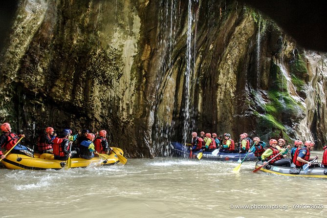 Arachthos white water river Rafting: Plaka's Bridge- Tzari - The 9-kilometer route through Arachthos Gorge