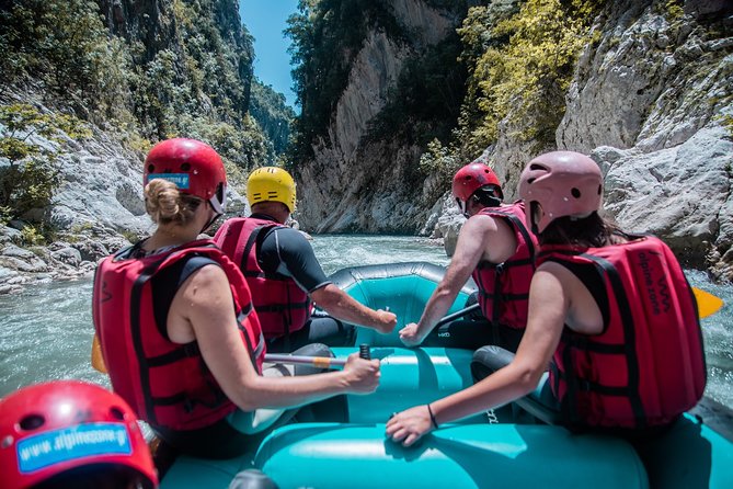 Arachthos white water river Rafting: Plaka's Bridge- Tzari - Klifki Waterfalls and the calmer moments