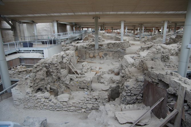 Archaeological Bus Tour To Akrotiri Excavations & Red Beach - The bus saves effort, but pickup takes planning