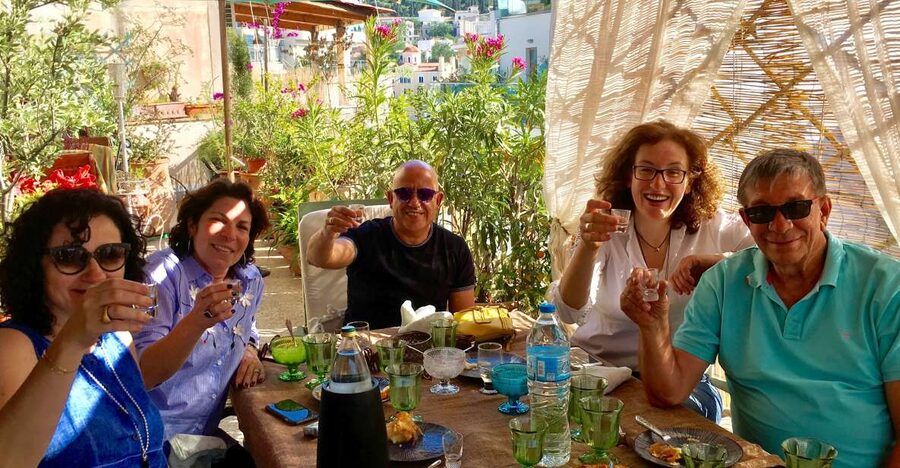 Athens: 7-Course Dinner and Wine Pairing with Acropolis View - A Greek dinner above Monastiraki Square