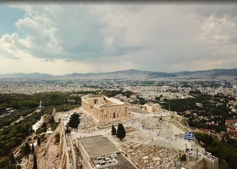 Athens: Acropolis and Parthenon Guided Walking Tour - How the guiding style affects your visit