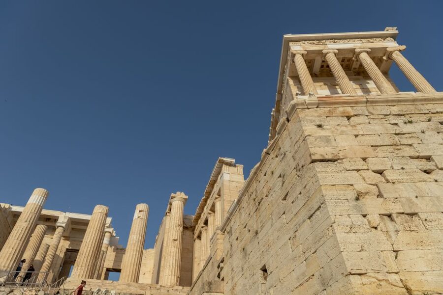 Athens: Acropolis & Plaka Neighborhood Private Walking Tour - The food option makes Plaka more useful