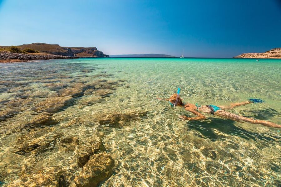 Athens: Aegina, Agistri & Metopi Swimming Cruise with lunch - A full day from Athens to the Saronic Gulf