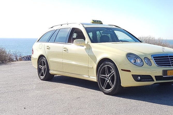 Athens Airport Private Transfer by Mercedes-Benz E Class Wagon to City Center - The ride into Athens City Center