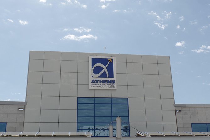 Athens airport to Piraeus port/ hotels Private transfer - Key points at a glance
