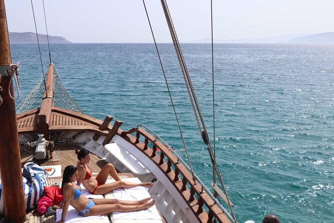 Athens: All Day Cruise to Agistri Moni Aegina with Lunch & Drinks - The crew is a major part of the value