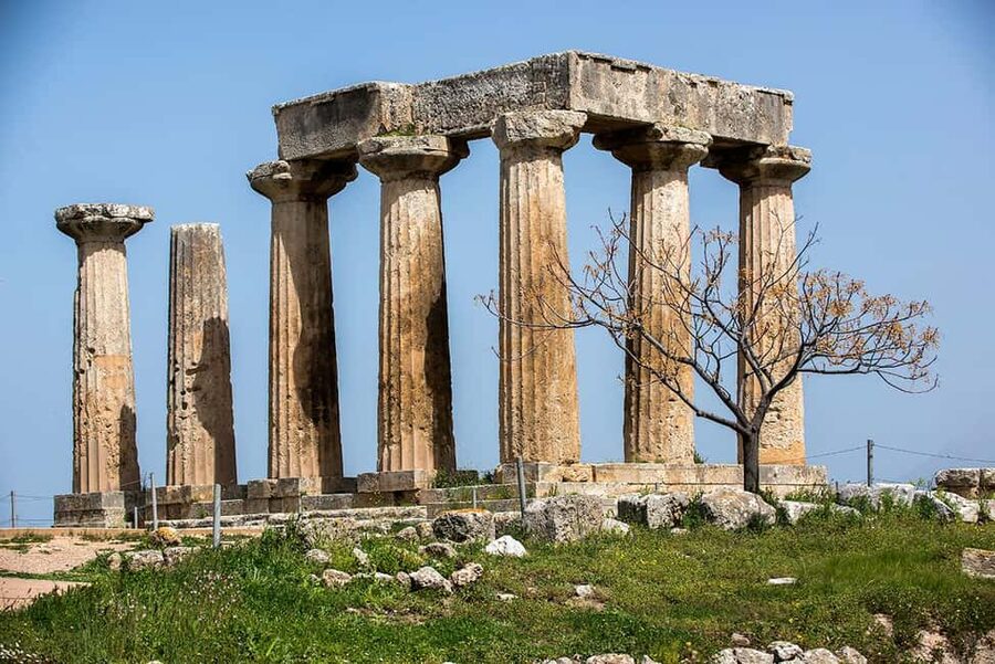 Athens: Ancient Corinth & Nafplion Guided Premium Tour - Why the Archaeological Museum matters