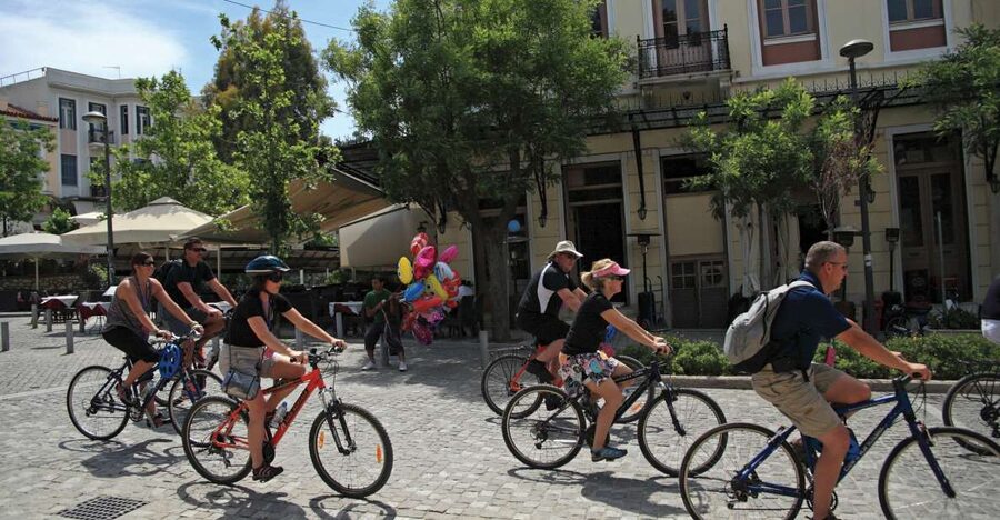 Athens: Bike Tour of Athens Historical Centre - National Garden, Presidential Palace, and Zappeion