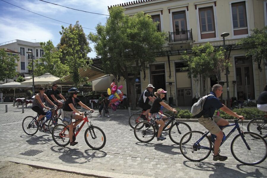 Athens: Bike Tour of Athens Historical Centre - Panathenaic Stadium and the Acropolis approach