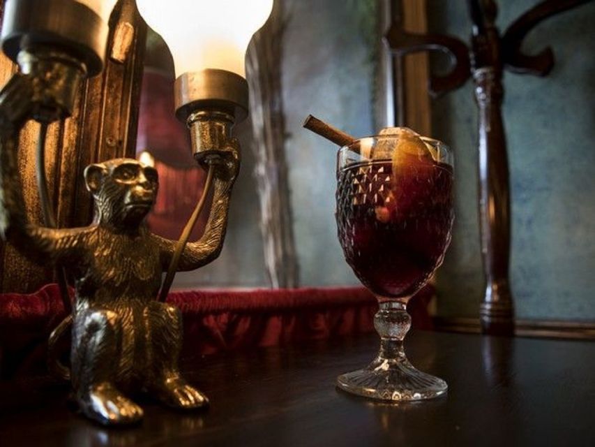 Athens by Night: Sightseeing, Spirits, and Food - Walking, timing, and practical comfort