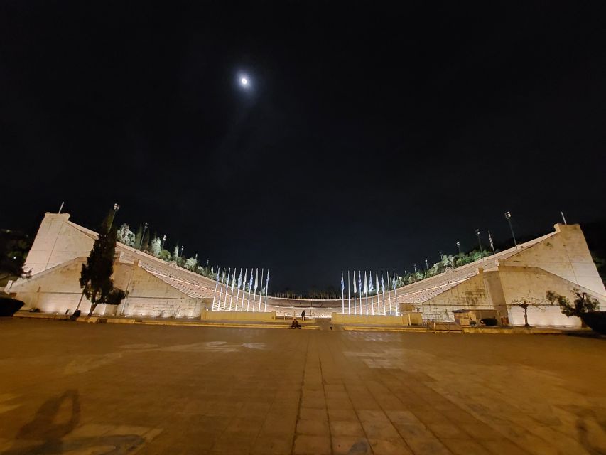 Athens: City Highlights Nighttime Walking Tour in Spanish - Zappeion and the first modern Olympic story