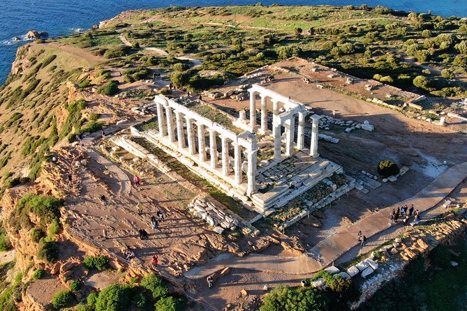 Athens Combo: Hop-on Hop-off Bus & Cape Sounion Sunset Tour - Waiting for sunset at Cape Sounion