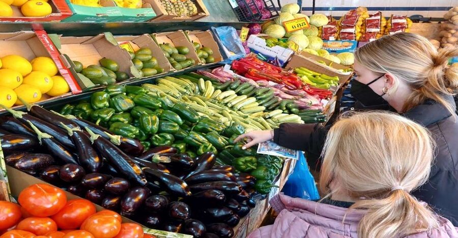 Athens: Cooking Class, Market Visit & Lunch at Local Tavern - Shopping like a local at Athens Central Market