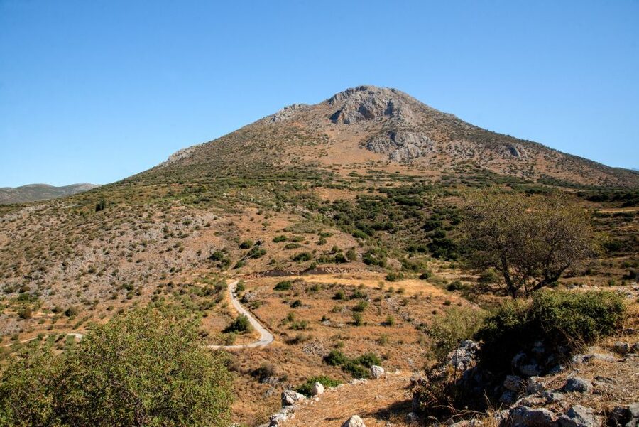 Athens: Corinth Canal, Mycenae and Nafplio Day Tour - Lunch: convenience or lost Nafplio time