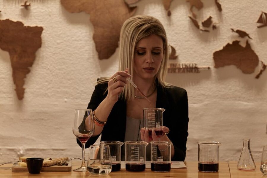 Athens: Create Your Own Wine-Workshop under the Acropolis - Why this Athens wine workshop is different