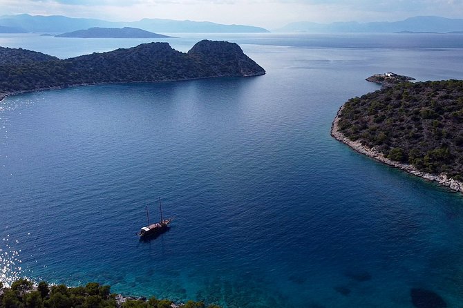 Athens Day Cruise: 3 Islands Tour in the Saronic Gulf with Lunch - The four-hour return to Athens
