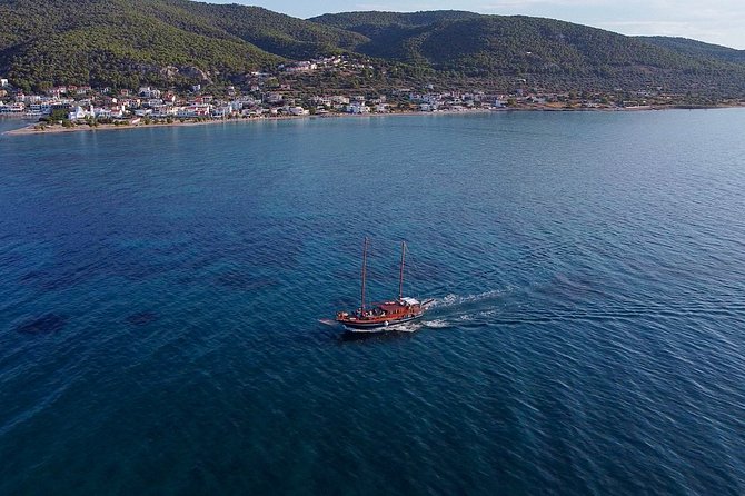 Athens Day Cruise: 3 Islands Tour in the Saronic Gulf with Lunch - Agistri: a short taste of island life