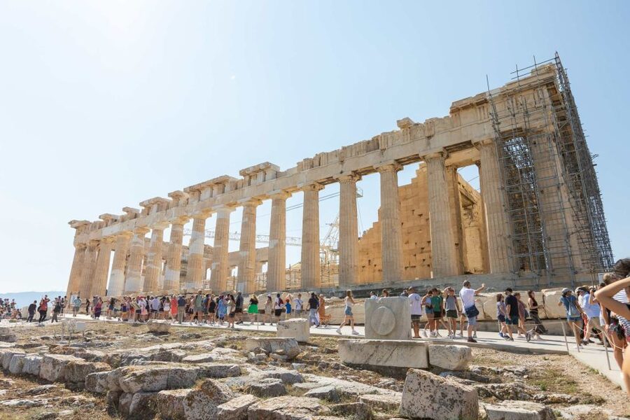 Athens: Early Morning Guided Tour to Acropolis and Museum - The guides and the style of the tour