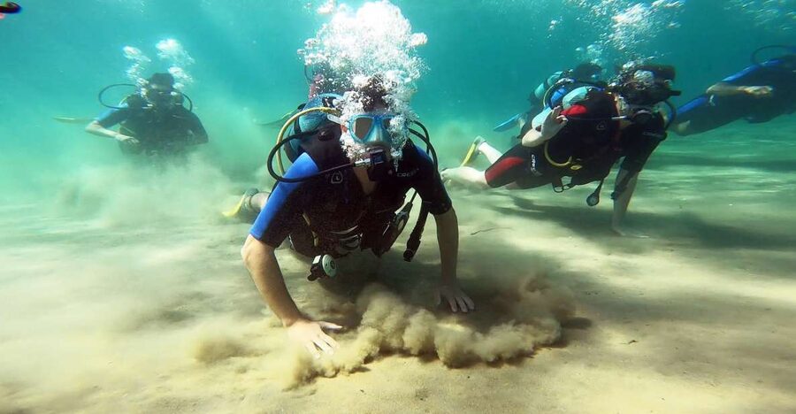 Athens East Coast: Discover Scuba Diving in Nea Makri - Meeting at Frinis 20 in Nea Makri