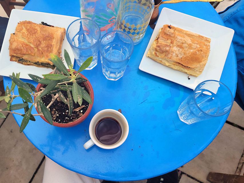 Athens: Family Mythology Treasure Hunt and Tour - Plaka turns ancient myths into a walking puzzle