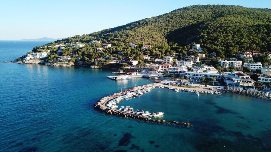 Athens: Full-Day Island Hopping Cruise with Lunch & Transfer - Leaving Athens for the Saronic Gulf