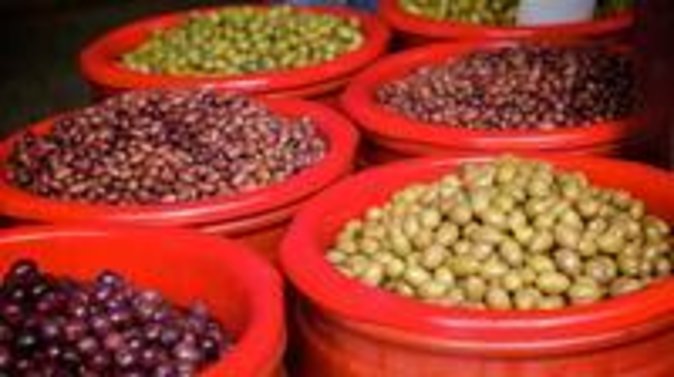 Athens Gourmet Food Small Group Walking Tour - An hour in Psirri