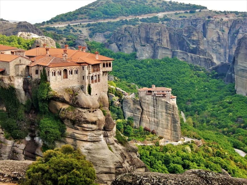 Athens: Guided Tour to Meteora Monasteries & Hermit Caves - Key points before you book