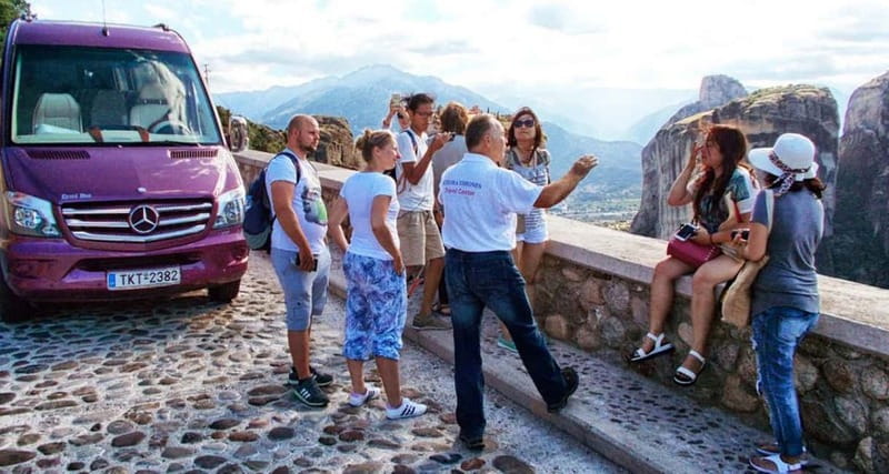 Athens: Guided Tour to Meteora Monasteries & Hermit Caves - Why Meteora works best with a plan
