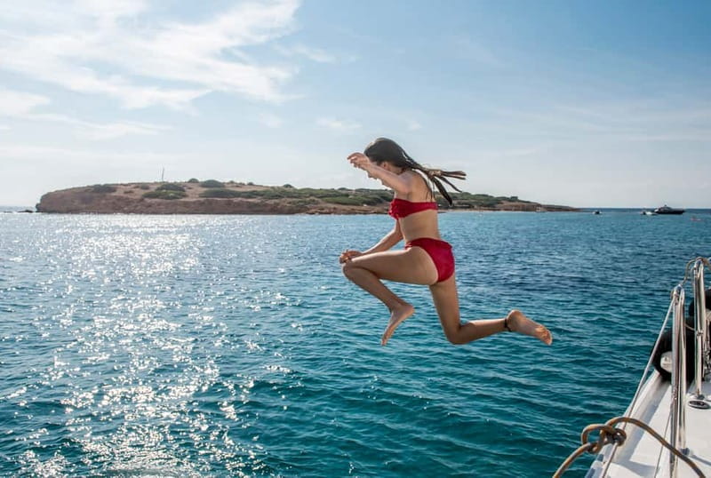 Athens: Half-Day Morning Catamaran Cruise with Meal & Drinks - FAQ