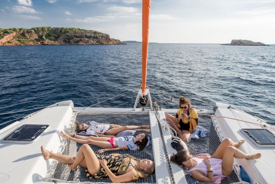 Athens: Half-Day Sunset Catamaran Cruise with Meal & Drinks - Practical packing and timing advice