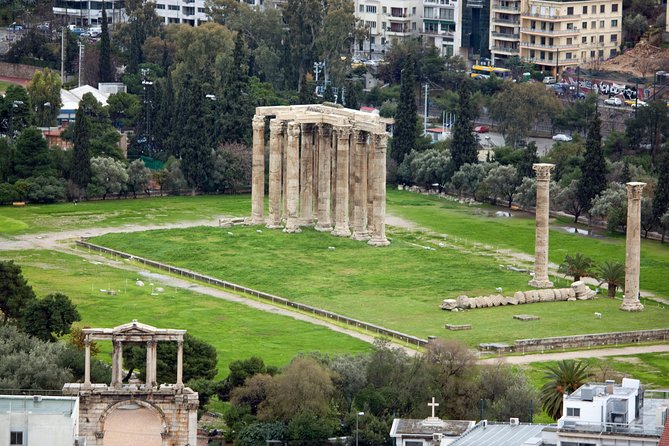 Athens Highlights & Sounio Temple of Poseidon Full Day Private Tour - Why adding a licensed guide can change the Acropolis visit