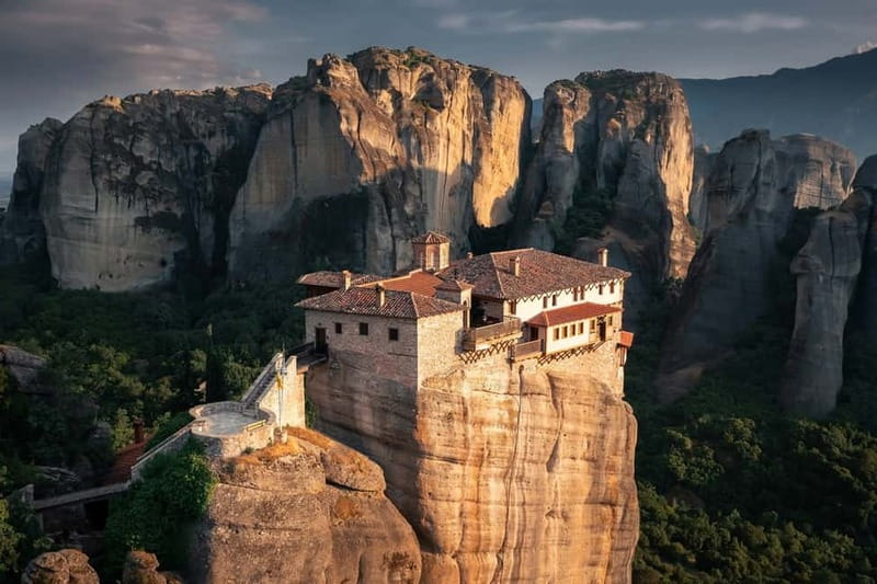 Athens: Meteora Monasteries Day Trip with Caves and Lunch - The viewpoints and Hermit Caves