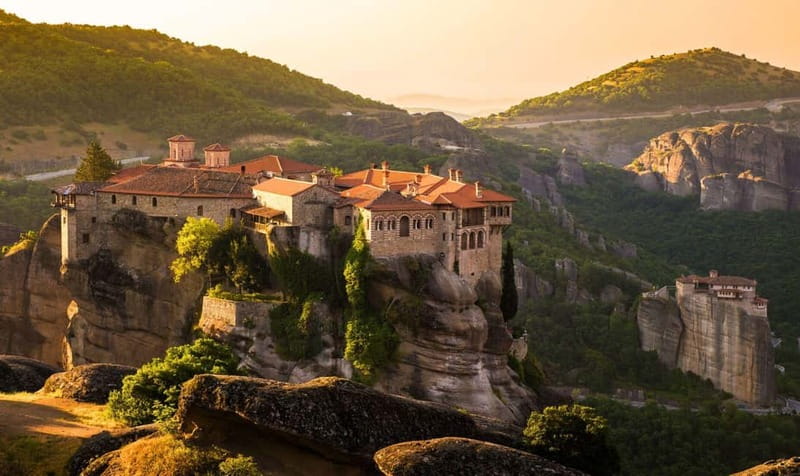 Athens: Meteora Tour with Local Guide and Greek Lunch - The ride back to Athens