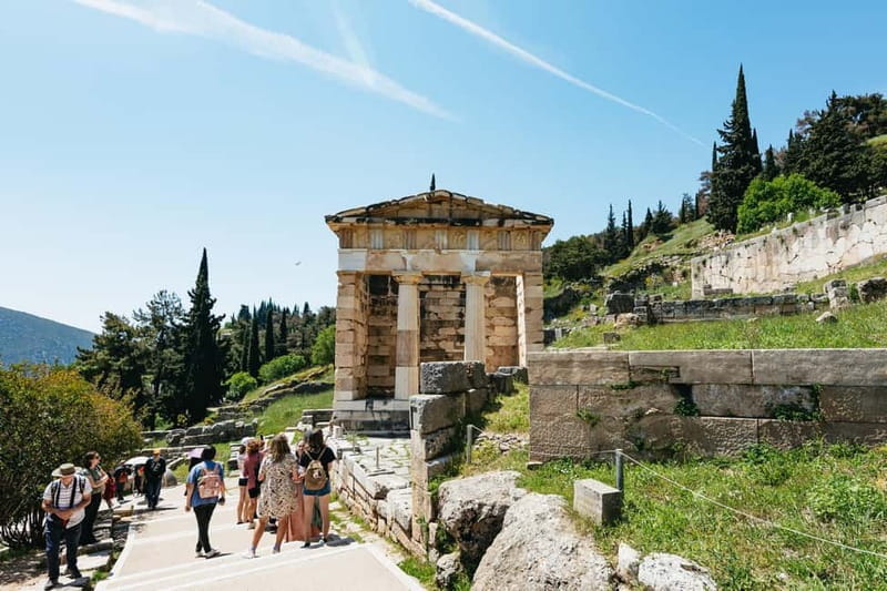 Athens: Mythology of Delphi, Museum and Arachova Guided Tour - Livadia gives you a short reset