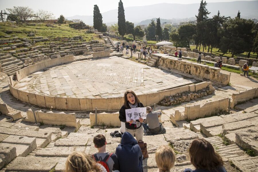 Athens: Mythology Tour for Families - Finding the strange beauty of the Erechtheion