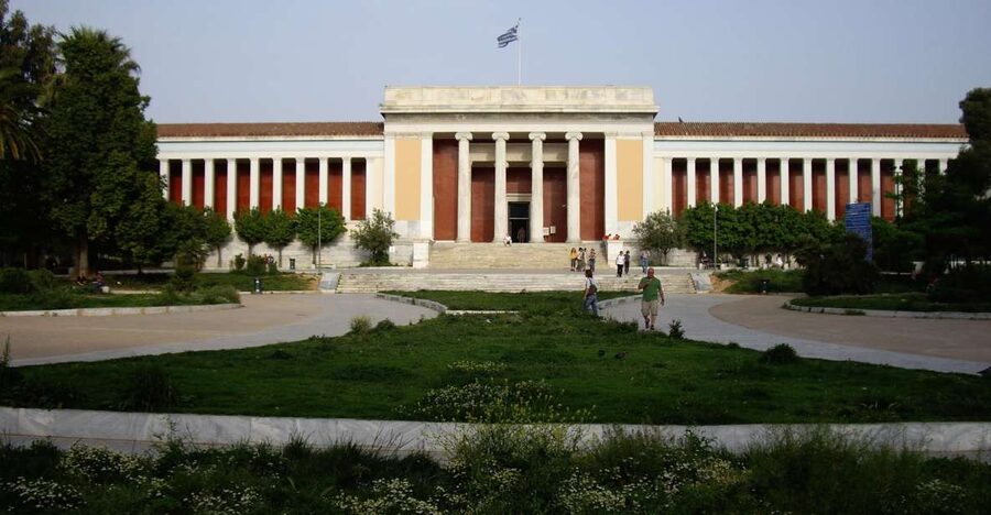 Athens: National Archaeological Museum Private Guided Tour - The prehistoric galleries: Cycladic figures and Mycenaean gold